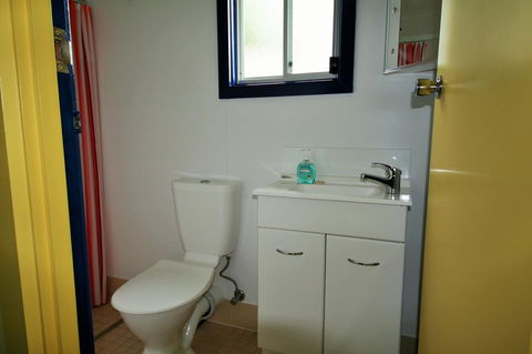 Baudin Beach Apartments - Accommodation Rockhampton 7
