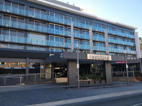Adelaide Rockford - Accommodation Rockhampton 1