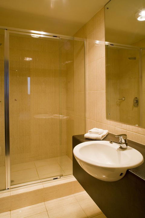 Adelaide Rockford - Accommodation Rockhampton 10
