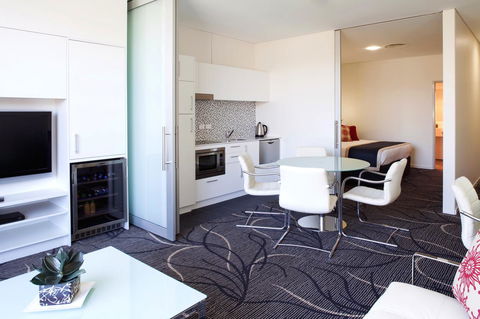 Adelaide Rockford - Accommodation Rockhampton 23