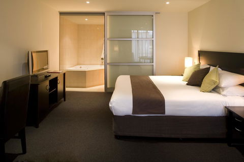 Adelaide Rockford - Accommodation Rockhampton 4