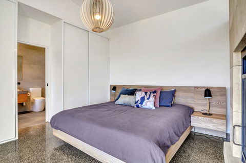 Shadow Creek McLaren Vale - Accommodation Rockhampton 13