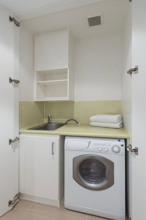 Oaks Glenelg Liberty Suites - Accommodation Rockhampton 29