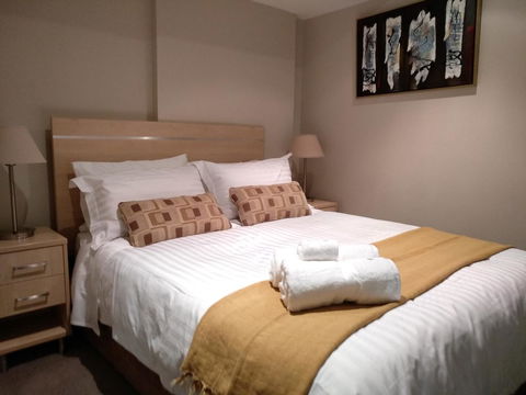 JABCA Apartments - Accommodation Rockhampton 13