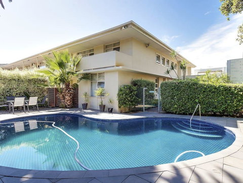 Glenelg Oasis Studios - Accommodation Rockhampton 2