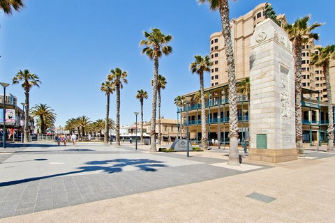 Glenelg Oasis Studios - Accommodation Rockhampton 16