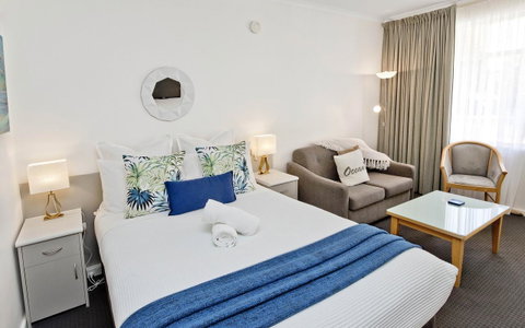Glenelg Oasis Studios - Accommodation Rockhampton 0