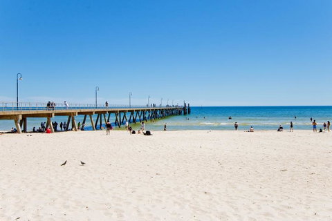 Glenelg Oasis Studios - Accommodation Rockhampton 13