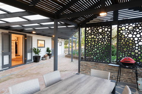 The Other House - Accommodation Rockhampton 13
