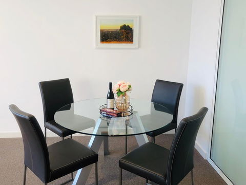 Central Escape @ Adelaide CBD - Accommodation Rockhampton 6