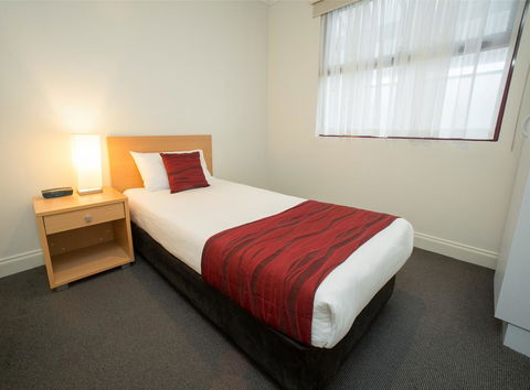 Franklin Apartments - Accommodation Rockhampton 9