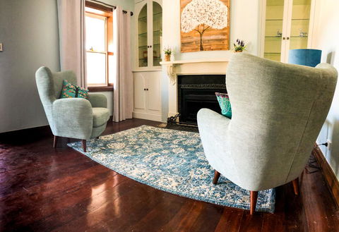 Inglenook Cottage - Accommodation Rockhampton 8