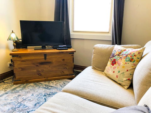 Inglenook Cottage - Accommodation Rockhampton 17