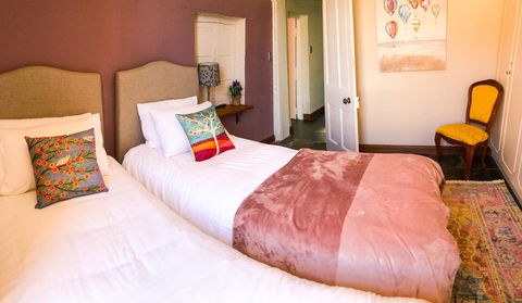 Inglenook Cottage - Accommodation Rockhampton 26