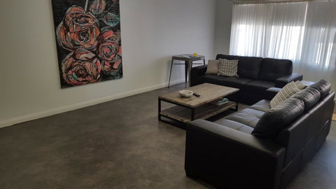 Aart Apartments - Accommodation Rockhampton 9