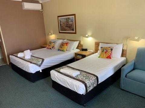 Cumberland Motor Inn - Accommodation Rockhampton 1
