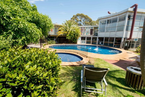 Jacksons Motor Inn - Accommodation Rockhampton 2