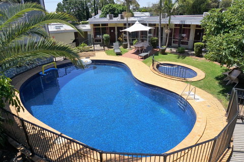 Jacksons Motor Inn - Accommodation Rockhampton 0