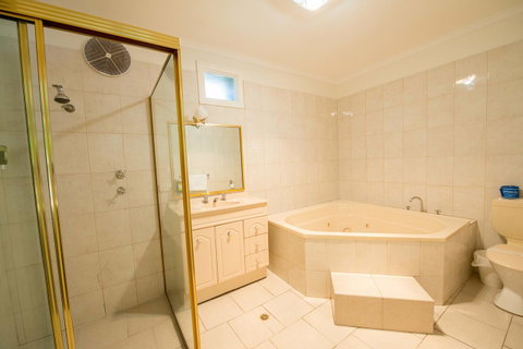 Jacksons Motor Inn - Accommodation Rockhampton 7
