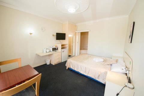 Jacksons Motor Inn - Accommodation Rockhampton 6