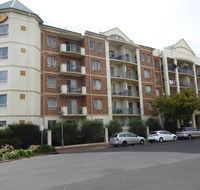 Adelaide City Apartment - 3br 2bath  Carpark - Accommodation Rockhampton