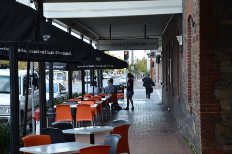 Adelaide City Apartment - 3br, 2bath & Carpark - Accommodation Rockhampton 28