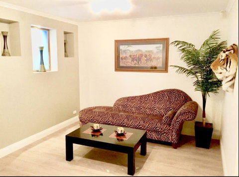 Superb Townhouse In North Adelaide - Accommodation Rockhampton 8