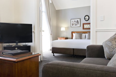 Majestic Old Lion Apartments - Accommodation Rockhampton 12