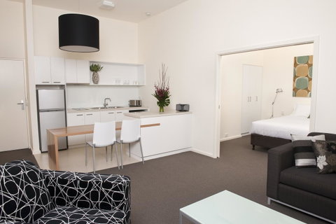 Majestic Old Lion Apartments - Accommodation Rockhampton 2