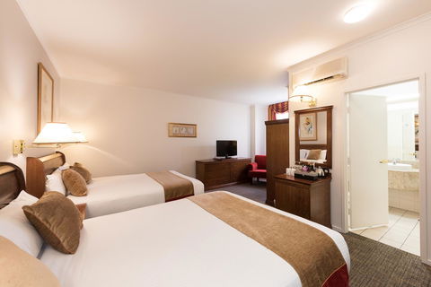 The Chancellor On Currie - Accommodation Rockhampton 18