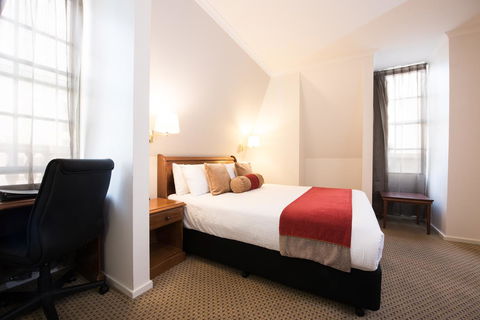 The Chancellor On Currie - Accommodation Rockhampton 11
