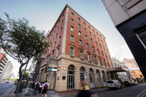 The Chancellor On Currie - Accommodation Rockhampton 15