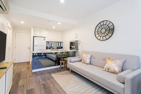 Heart Of Glenelg BnB - Accommodation Rockhampton 7