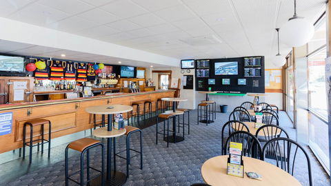 Bay Motel Hotel - Accommodation Rockhampton 14