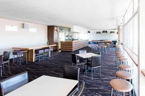 Bay Motel Hotel - Accommodation Rockhampton 25