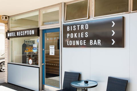 Bay Motel Hotel - Accommodation Rockhampton 12