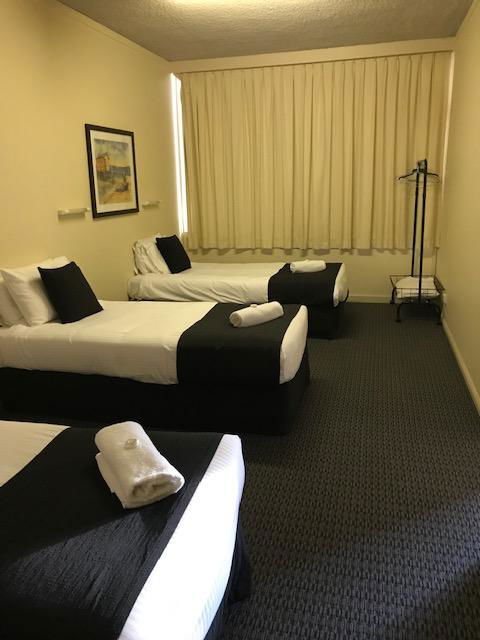 Bay Motel Hotel - Accommodation Rockhampton 6