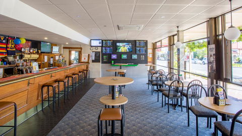 Bay Motel Hotel - Accommodation Rockhampton 13