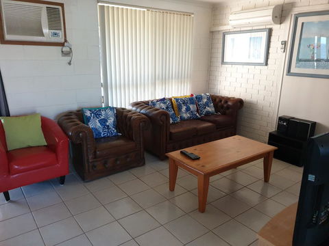 Wallaroo Sunset Home - Accommodation Rockhampton 4