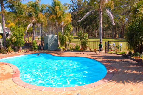 SkyView Villa - Accommodation Rockhampton 14