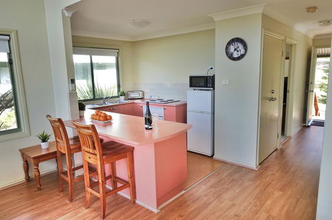 SkyView Villa - Accommodation Rockhampton 22