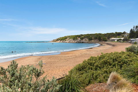 The Dolphins Beachfront Apartments - Accommodation Rockhampton 1