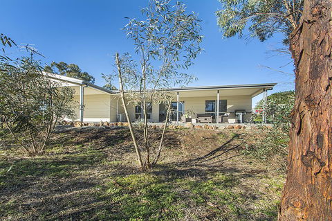 32 West B&B - Accommodation Rockhampton 11