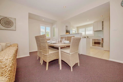 Pacific Blue 278-265 Sandy Pt Rd- Dual Key Access, Wifi, Linen And Air Conditioning - Accommodation Rockhampton 6