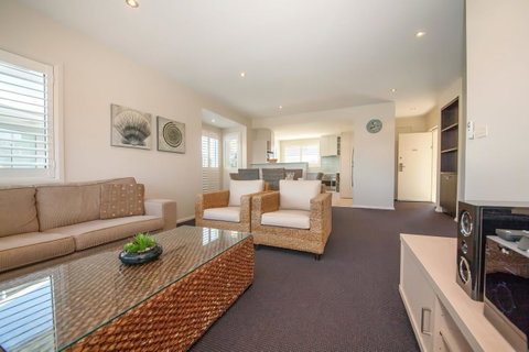 Pacific Blue 278-265 Sandy Pt Rd- Dual Key Access, Wifi, Linen And Air Conditioning - Accommodation Rockhampton 5