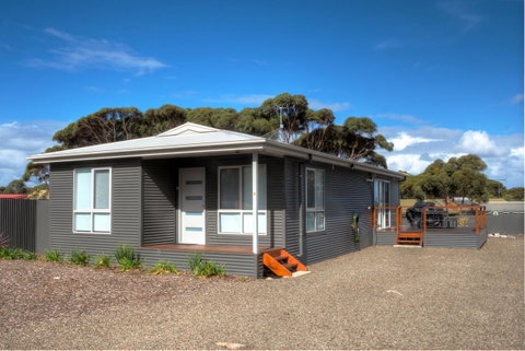 Home On Torrens - Accommodation Rockhampton 22