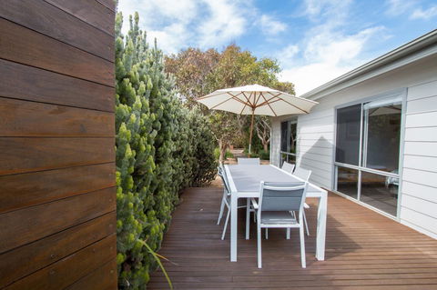 Coorong Waterfront Retreat - Accommodation Rockhampton 16