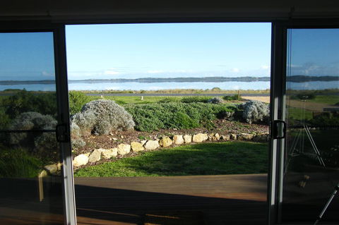 Coorong Waterfront Retreat - Accommodation Rockhampton 20