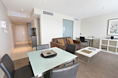 Adelaide DressCircle Apartments - North Terrace - Accommodation Rockhampton 12