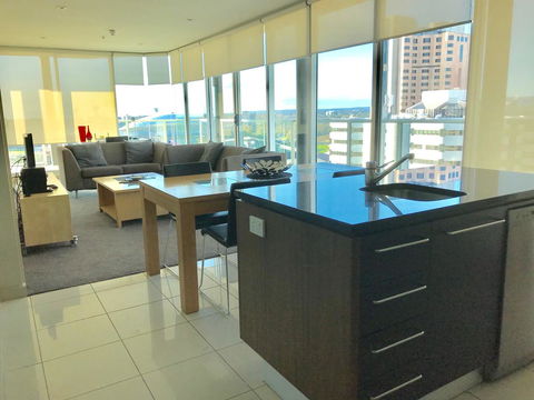 Adelaide DressCircle Apartments - North Terrace - Accommodation Rockhampton 3